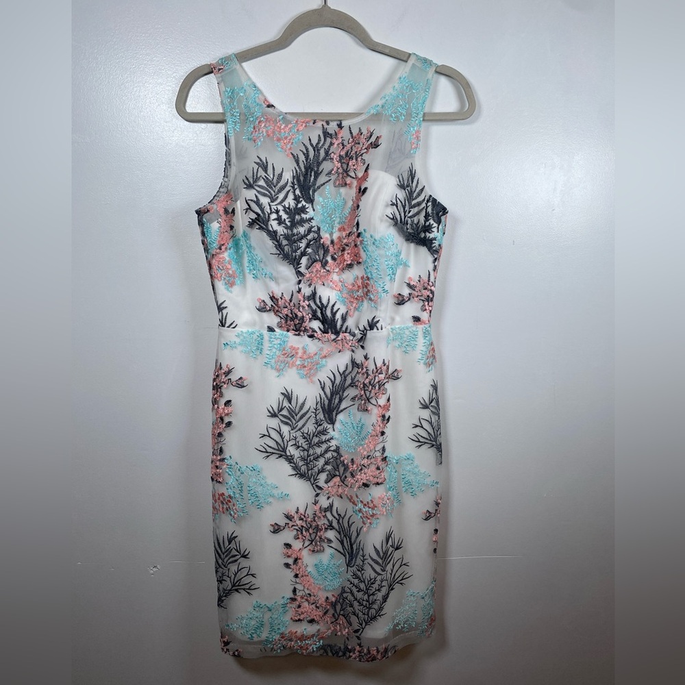 Nicole‎ Miller New York Sheath Dress 8 White Floral Embroidered Mesh Womens